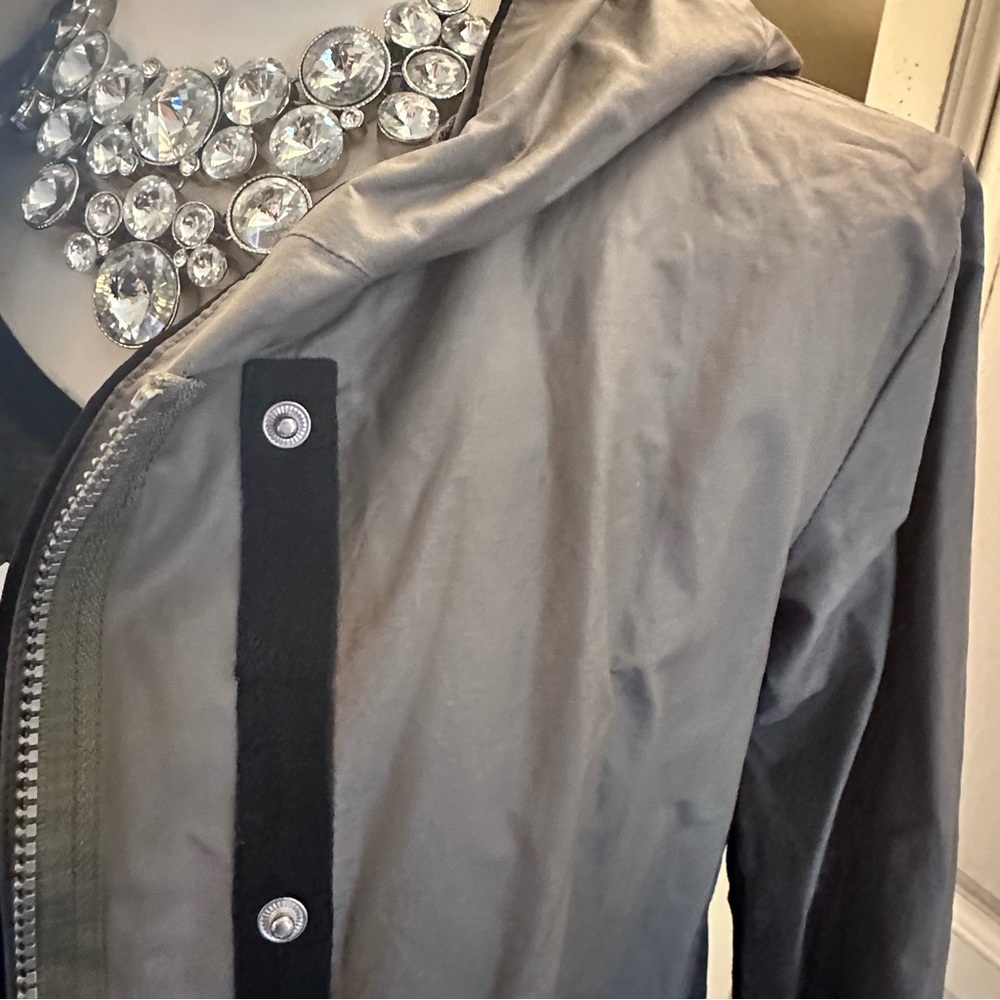 Mondetta black/olive gray rain jacket small - Picture 2 of 11